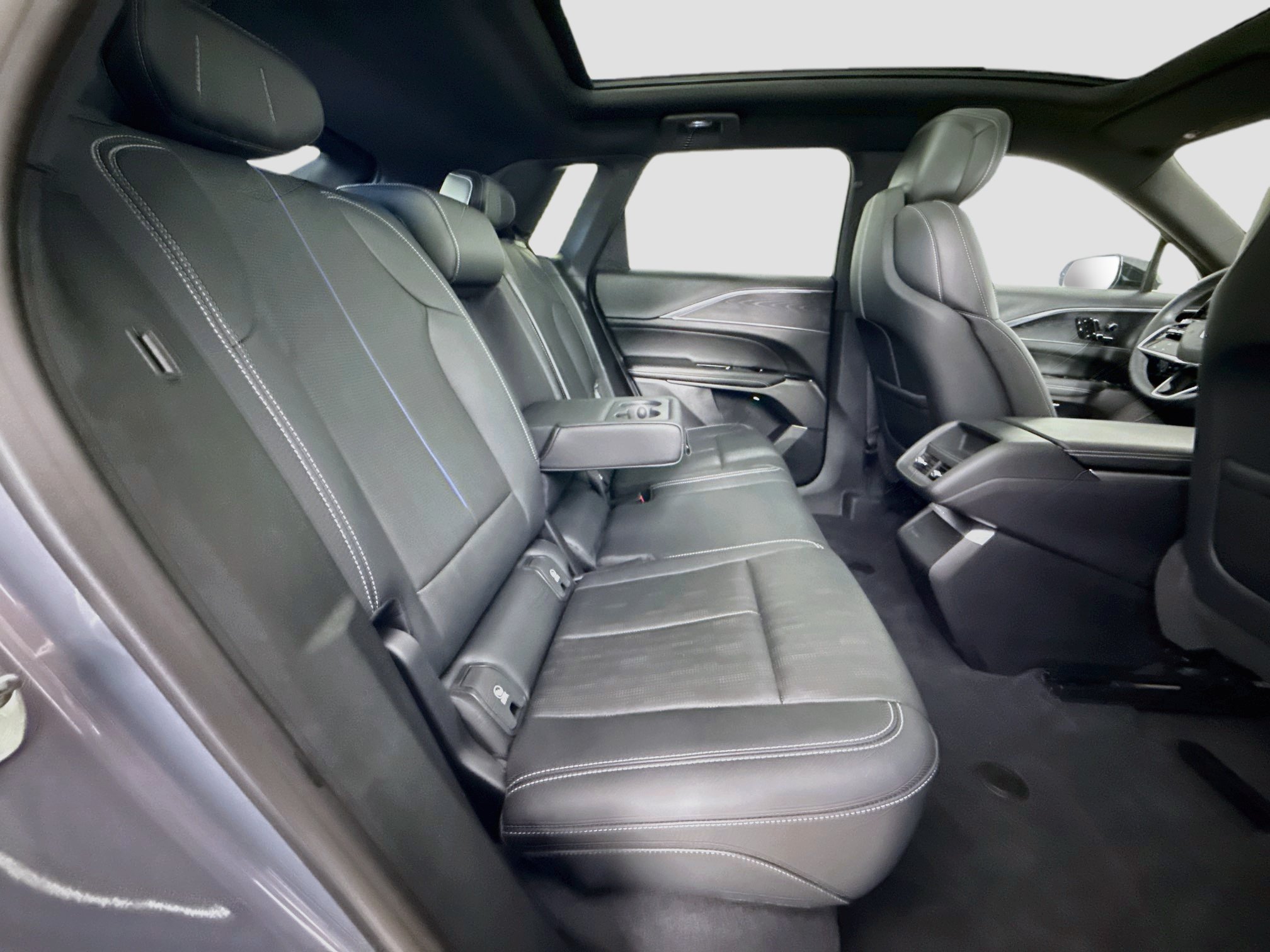 Used 2024 Cadillac Lyriq Sport w/ LPO, Floor Liner Package RWD image 30