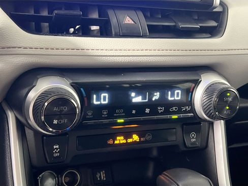 Used 2024 Toyota RAV4 XLE image 27