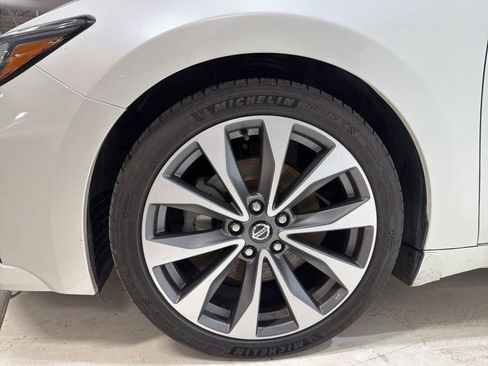 Used 2020 Nissan Maxima Platinum w/ Sport Mat Group image 11