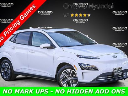 Certified 2022 Hyundai Kona Limited w/ Cargo Package