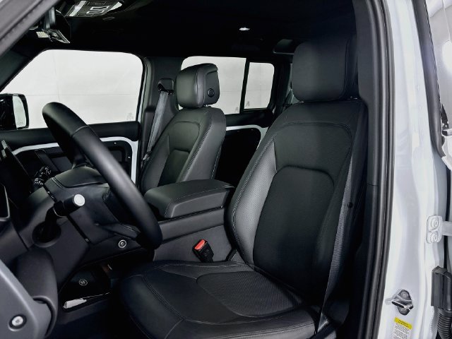 New 2026 Land Rover Defender 110 X-Dynamic SE AWD/4WD image 21