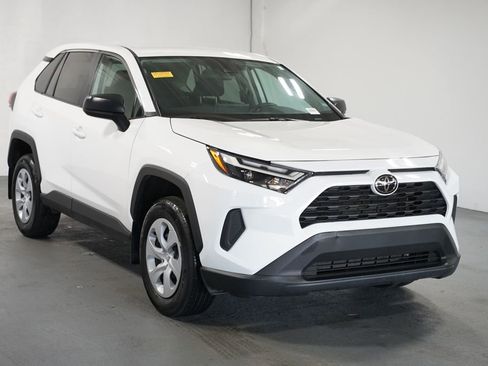 Certified 2024 Toyota RAV4 LE image 3