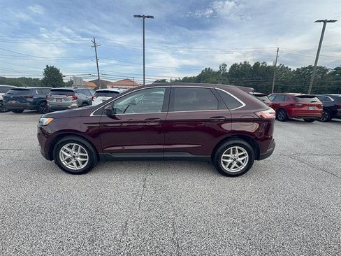 Certified 2023 Ford Edge SEL w/ Convenience Package AWD/4WD image 2