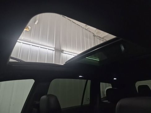 Certified 2025 Cadillac XT6 Premium Luxury image 36