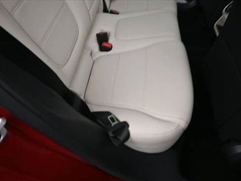 Certified 2026 Mercedes-Benz GLC 300 4MATIC image 26