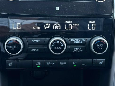 Used 2020 Subaru Ascent Limited w/ Technology Package AWD/4WD image 40