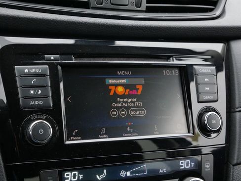 Used 2020 Nissan Rogue SV image 31