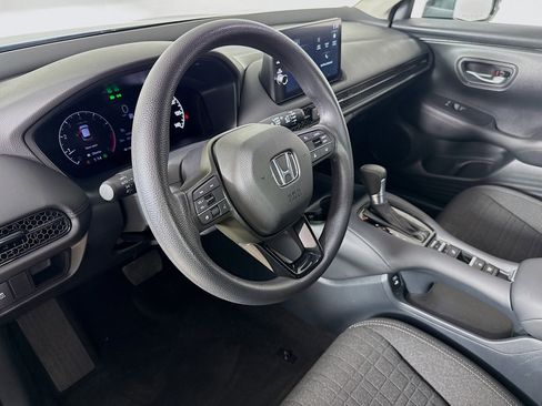 Certified 2026 Honda HR-V LX image 8