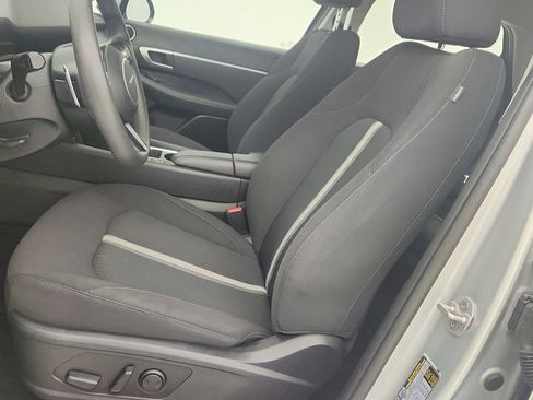 Used 2025 Hyundai Sonata SEL FWD image 10