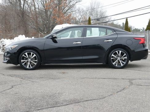 Used 2018 Nissan Maxima 3.5 SV image 3