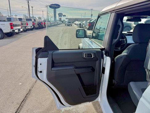 New 2025 Ford Bronco 4-Door image 13