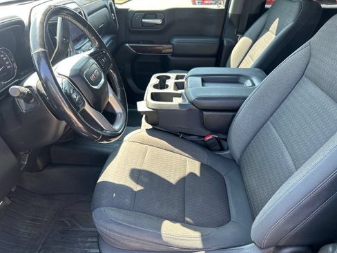 Used 2019 GMC Sierra 1500 SLE w/ X31 Off-Road Package AWD/4WD image 13