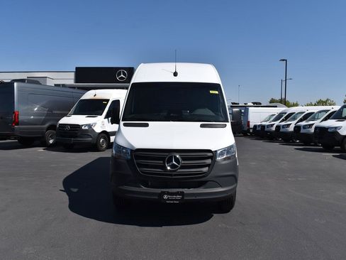 New 2025 Mercedes-Benz Sprinter 2500 image 5