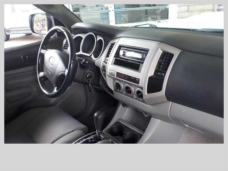 Used 2005 Toyota Tacoma 4x4 Double Cab w/ TRD Sport Pkg #2 image 18