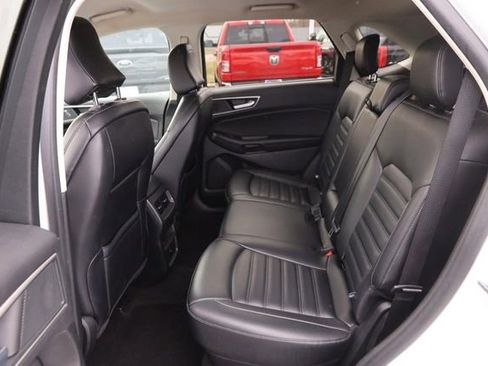 Certified 2024 Ford Edge SEL image 9