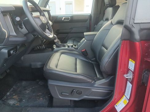 New 2025 Ford Bronco Badlands image 35