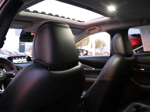 Certified 2025 MAZDA CX-30 AWD 2.5 S w/ Premium Package image 11