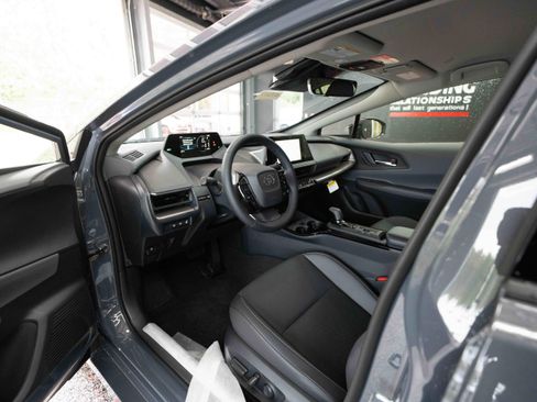 New 2026 Toyota Prius XLE image 8