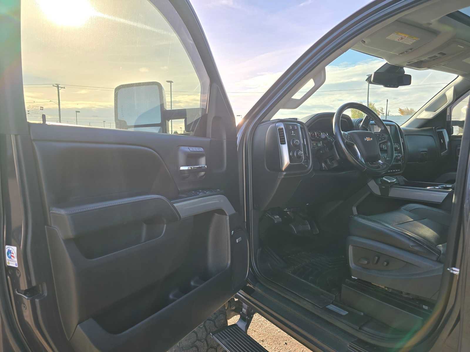 Used 2016 Chevrolet Silverado 2500 LTZ w/ Duramax Plus Package AWD/4WD image 21