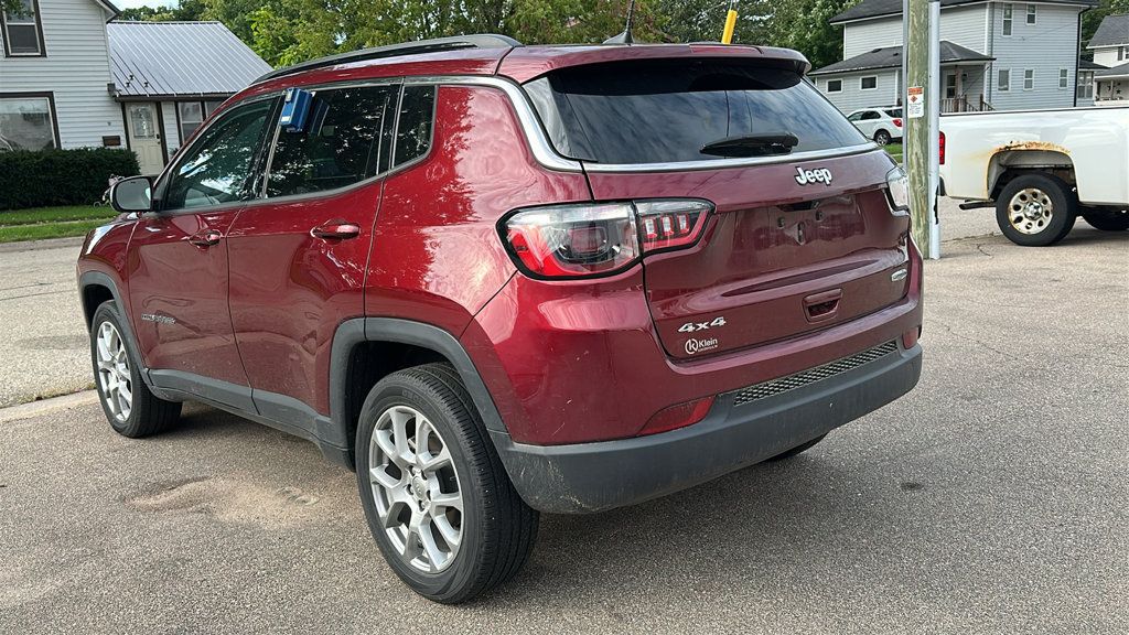 Used 2022 Jeep Compass Latitude AWD/4WD image 4
