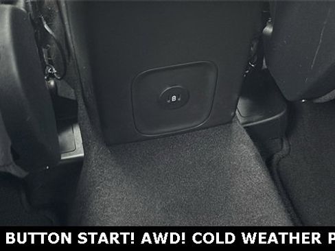 Used 2024 Ford Escape ST-Line image 25