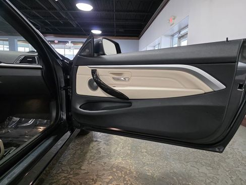 Used 2017 BMW 430i xDrive Convertible image 21