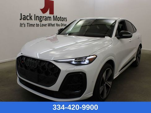 New 2026 Audi SQ5 Premium Plus image 1