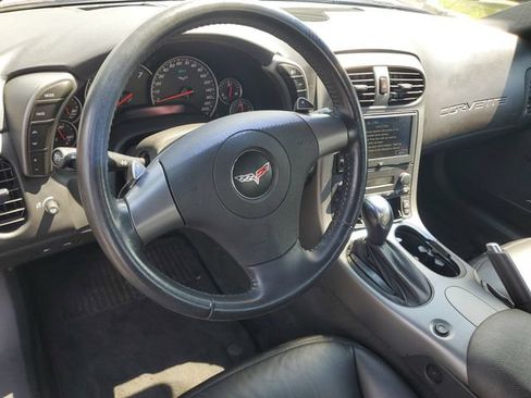 Used 2006 Chevrolet Corvette Convertible w/ Preferred Equipment Group RWD image 11