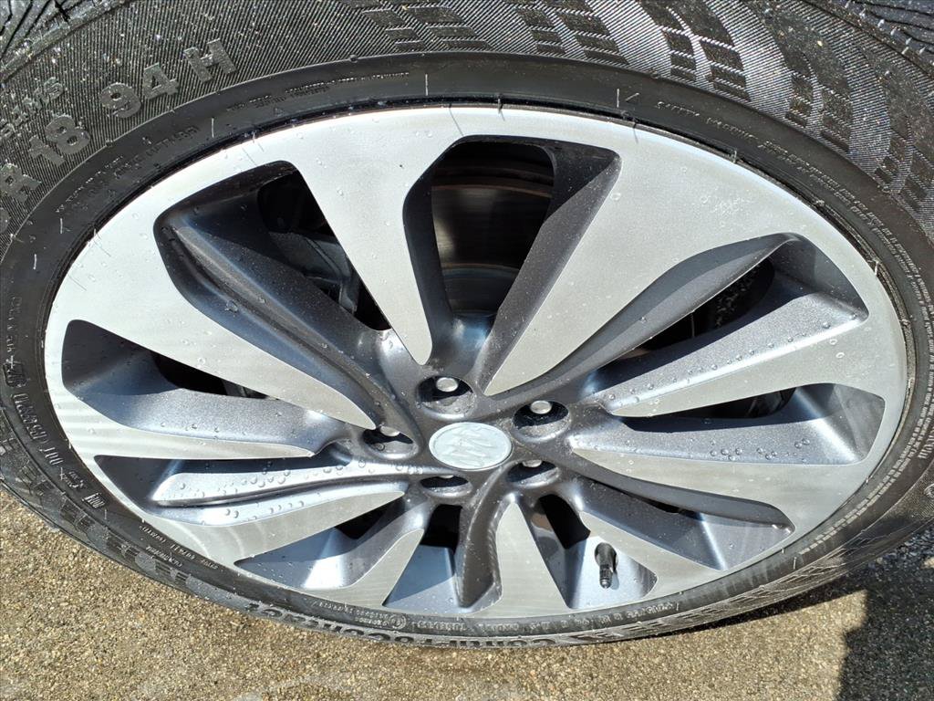 Used 2019 Buick Encore Essence w/ Safety Package II FWD image 11
