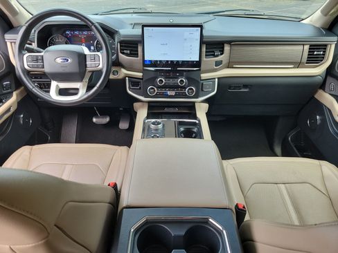 Used 2024 Ford Expedition Max Limited AWD/4WD image 12