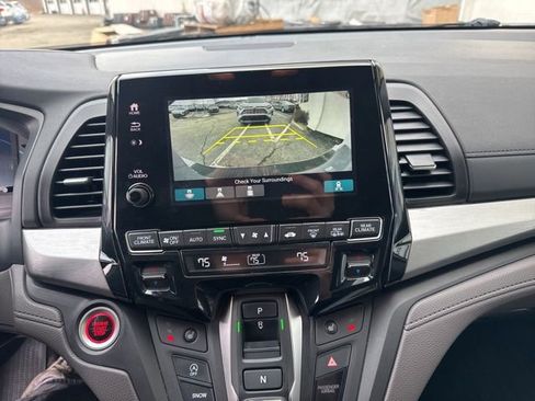 Used 2023 Honda Odyssey EX-L image 14