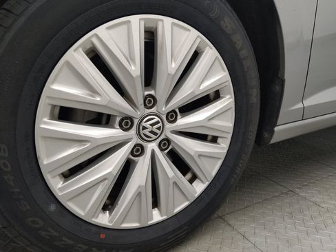 Used 2019 Volkswagen Jetta S w/ Driver Assistance Package FWD image 31