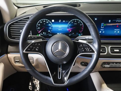 Used 2024 Mercedes-Benz GLE 450 4MATIC image 15