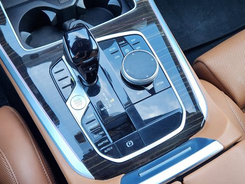 Used 2023 BMW X5 sDrive40i image 21