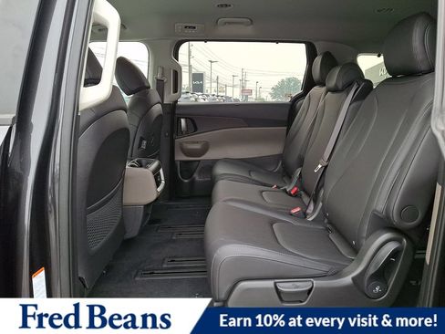New 2026 Kia Carnival EX FWD image 7