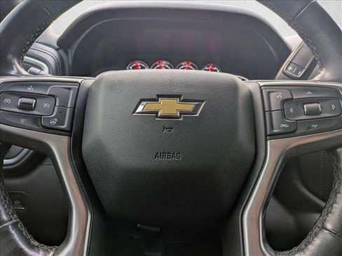 Used 2021 Chevrolet Silverado 1500 LT image 15