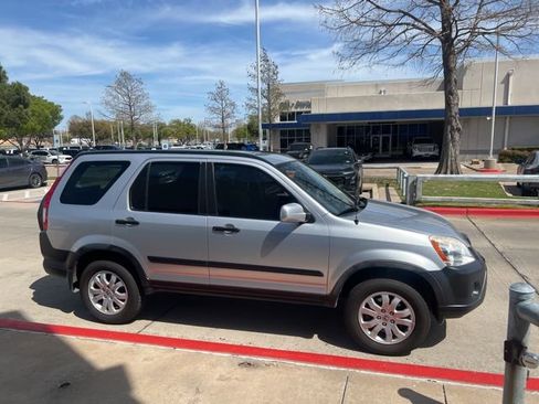 Used 2006 Honda CR-V EX image 4