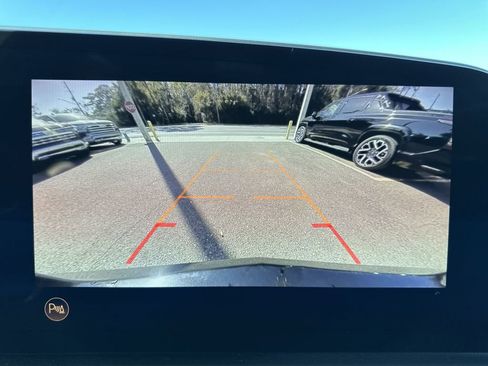 Used 2024 Cadillac XT4 Premium Luxury image 24