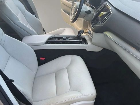 Used 2016 Volvo XC90 T5 Momentum AWD/4WD image 35