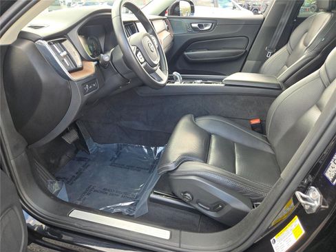 Used 2019 Volvo XC60 T8 Inscription AWD/4WD image 27