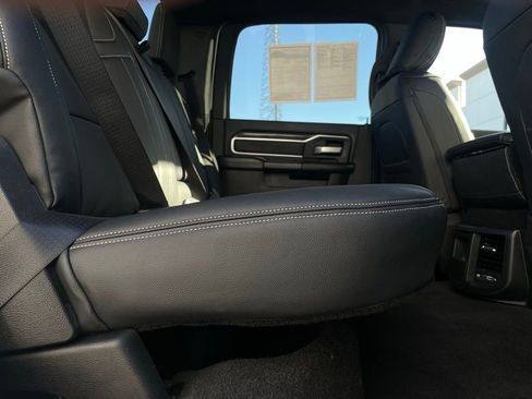 Used 2024 RAM 2500 Big Horn image 33
