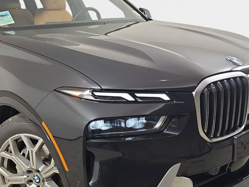 Used 2026 BMW X7 xDrive40i AWD/4WD image 37