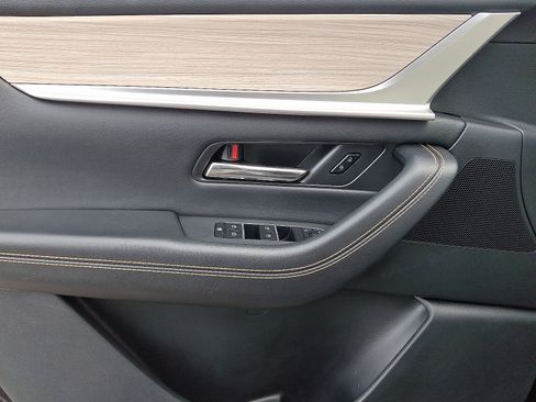 Certified 2024 MAZDA CX-90 Plug-In Hybrid w/ Premium Pkg image 15