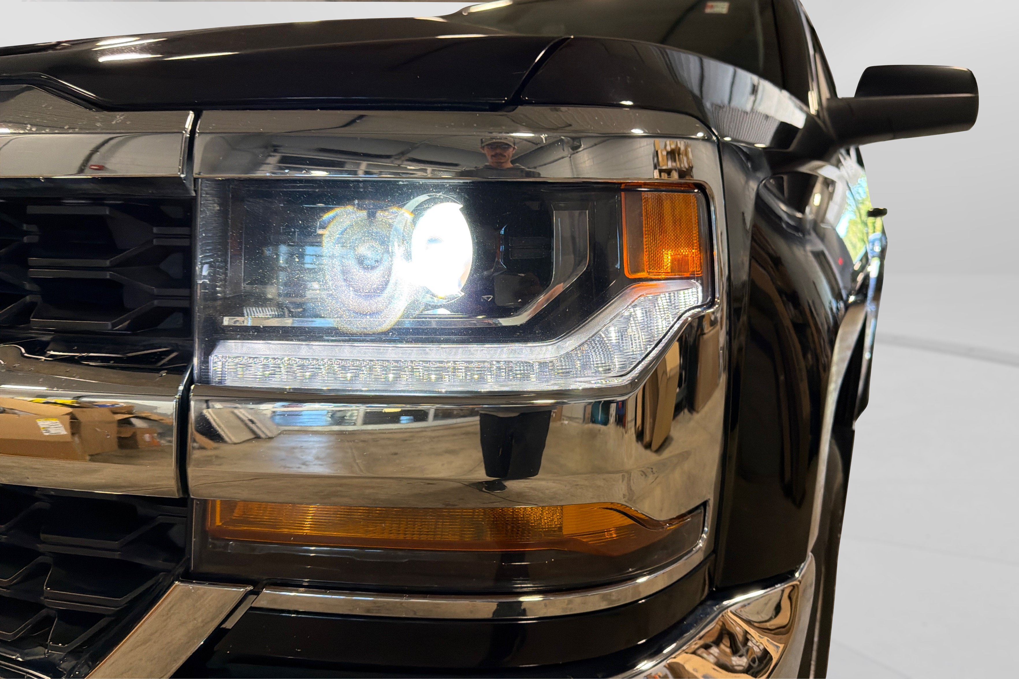 Used 2018 Chevrolet Silverado 1500 LT w/ All Star Edition AWD/4WD image 13