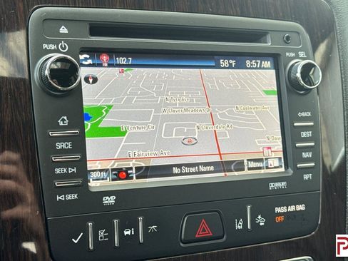 Used 2016 Chevrolet Traverse LTZ AWD/4WD image 26