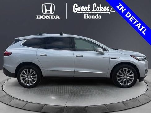 Used 2019 Buick Enclave Essence FWD image 7