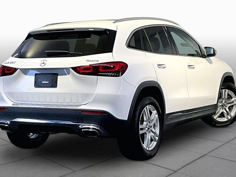 Used 2023 Mercedes-Benz GLA 250 4MATIC image 13