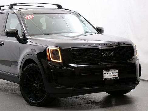 Used 2022 Kia Telluride EX w/ EX Premium Package image 2