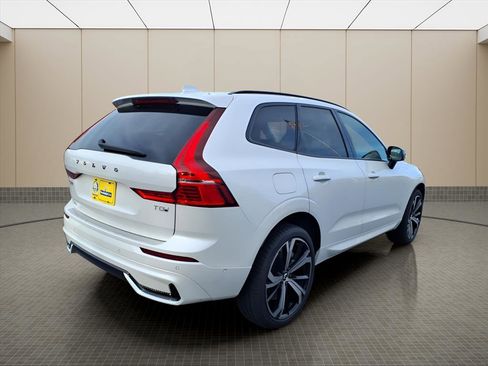 Used 2025 Volvo XC60 T8 Ultra w/ Protection Package Premier image 21