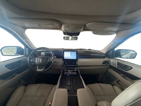 Used 2019 Lincoln Navigator L Reserve w/ Cargo Package AWD/4WD image 22